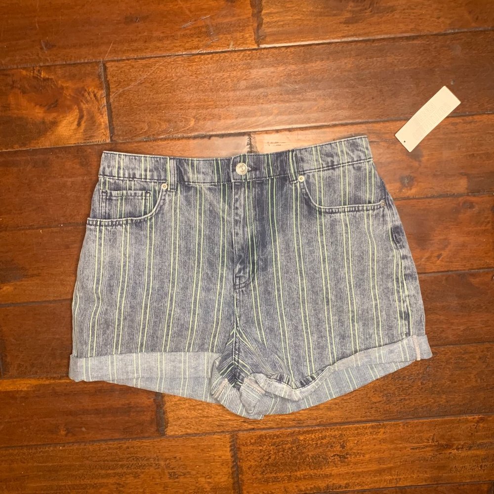 Urban Outfitters BDG high waist Denim Short